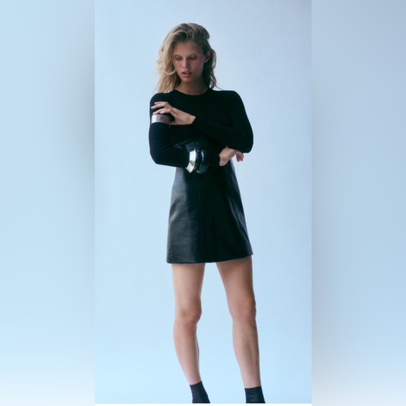 slim fit dress slacks Soeur - Robe Sofia Sans Manches en Cuir - Black